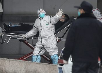 Shkon në 7 numri i të infektuarve me koronavirus në Greqi, pacientë në rritje edhe në Angli e Gjermani