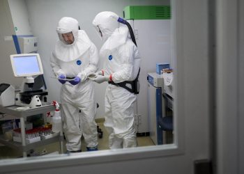 Koronavirusi, mjeku nga SHBA tregon kur pritet të jetë gati vaksina