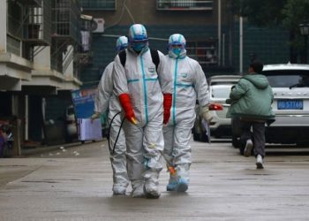 “Maskat që u ka kaluar afati janë efektive”, mediat e huaja jehonë deklaratave të SHBA dhe Kanadasë