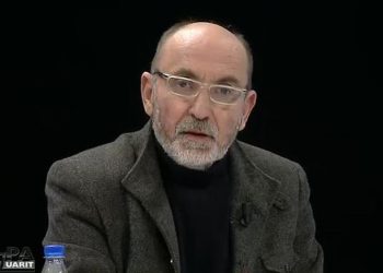 Vizitoi Italinë dy javë më parë,  analisti Fatos Lubonja “mbyllet” në shtëpi