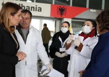 Koronavirusi/ Manastirliu në Portin e Durrësit: Të rritet vigjilenca akoma më shumë në pikat kufitare