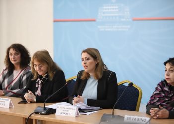 Koronavirusi, Manastirliu i përgjigjet Metës: ‘Zonën e Kuqe’ e shpallin ekspertët!
