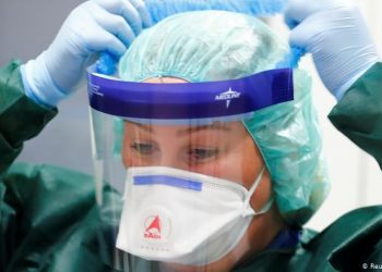 Mjeku Harxhi jep lajmin e mirë: 29-vjeçari me koronavirus gati të lërë spitalin, s’kishte sëmundje të tjera