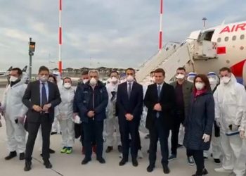 Mos e zhvlerëso sakrificën e heronjve të luftës!