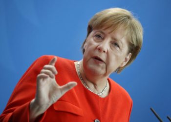 Merkel telefonin për herë të parë Albin Kurtin nga karantina, ja për çfarë biseduan