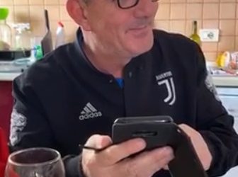 Bejte për koronavirusin/ “Marr grues me ju afrue. Ku po shkon mor lum zotnia, lajmet a i ke dëgjue, distancë …”