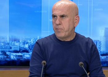 Mjeku i njohur jep “formulën magjike” kundër koronavirusit, por ja çfarë duhet të shmangni