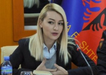Zv.ministrja e Brendshme: Kujdes, po përhapen shumë lajme të rreme