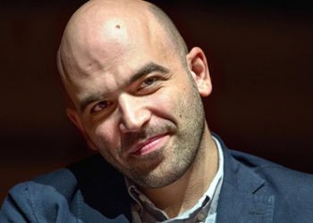 Roberto Saviano i hidhur: Europa do të marrë fund me koronavirusin
