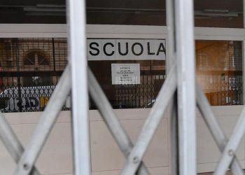 Koronavirusi/ Italia mbyll shkollat dhe universitetet: 30 ditë rregulla të reja në të gjithë vendin