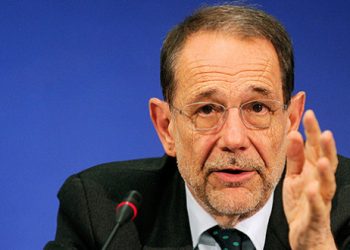 Ish-shefi i NATO-s në karantinë, koronavirusi infekton edhe Javier Solanën