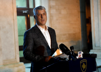 Koronavirusi/ Thaçi kundër qeverisë, firmos dekretin për gjendjen e jashtëzakonshme në Kosovë