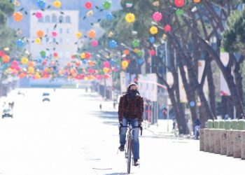 Parashikimi për skenarin shqiptar të Covid-19/ Piku i infeksionit dhe kur mendohet të fillojë rënia