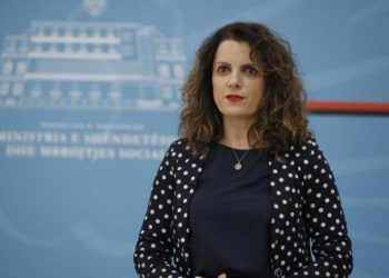“Në javët e ardhshme do të kemi pikun e rasteve”/ Tomini: Koronavirusi po bën kapriço edhe në moshat e reja