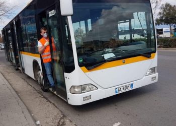 Masat ndaj koronavirusit/ Nga nesër s’ka urbanë, pezullohet pa afat shërbimi i transportit publik