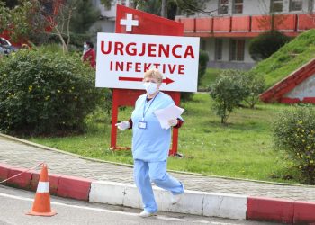 “Në Infektiv vetëm 3 persona, njëri në Durrës”/ MSH: Në rastin më të keq, gati edhe “Shefqet Ndroqi”