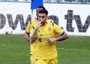 Serie A “mbushet” me Koronavirus/ Lojtari i Veronas rezulton pozitiv, frikë te Rrahmani dhe Kumbulla