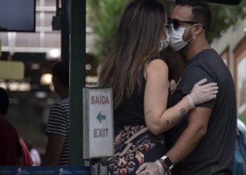 Seksi në kohën e koronavirusit/ Si ta mbroni veten në një pandemi