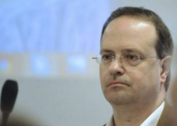 Weber kritikon të dërguarin e trump: Nuk e kupton saktë thelbin e konfliktit Kosovë-Serbi