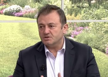 “Hudhra, mjalti, qepa”/ Disa receta popullore si ta luftoni koronavirusin nga shtëpia