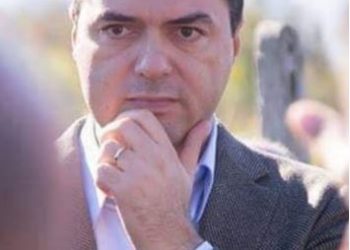FOTO/ Basha i jep mijëra dollarë Facebook-ut për audiencë teksa flet për shqiptarët që s’kanë para të ushqehen