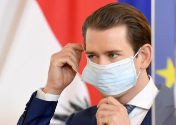 “Nuk po shqetësoheshin sa duhet”, kancelari Kurz shtoi dozën e frikës tek austriakët?