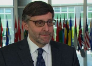 Covid-19/ Palmer: SHBA fonde Shqipërisë për teste dhe pajisje mbrojtëse. Qeveria t’u përgjigjet qytetarëve