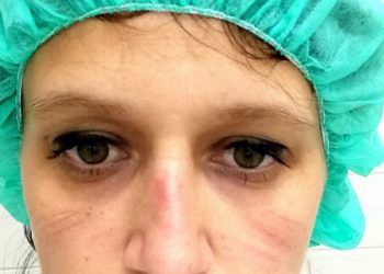 Mjekja shqiptare në Itali rrëfen sfidat brenda “Uniformës së vetëvrasjes”: Çdo gabim paguhet rëndë