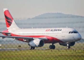 Riatdhesimi/ Nisin sot fluturimet për kthimin e shqiptarëve nga Stambolli dhe Milano, 2 javë karantinë në Durrës