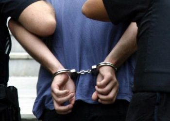 Ishte shpallur në kërkim ndërkombëtar/ Kush është i riu me dy mbiemra që u arrestua sot