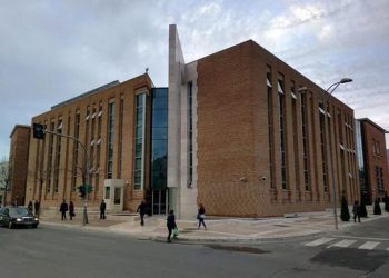 Ekonomi/ Bankat sugjerojnë një shtyrje deri në 6 muaj për pagesat e kësteve të kredisë