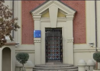 Bashkia e Tiranës fal detyrimet për zënie hapësire publike në mars-prill, taksat e qershorit shtyhen për në gusht