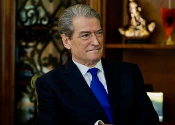 “A do riktheheni si mjek për të luftuar koronavirusin?”, Berisha: S’më shkoi në mend, më ka avulluar çdo njohuri