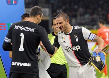 Flet eksperti i shëndetësisë italiane/ Nuk do e lejoja rifillimin e Serie A, futbolli ka kontakt