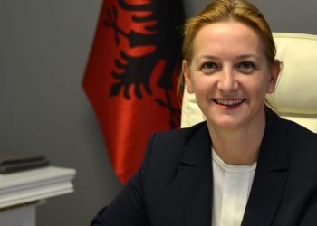 Denaj: Deri në fund të Majit hapen të gjitha bizneset