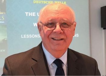 “Ka diçka që mban erë! SHBA merret me lojëra në Ballkan teksa Covid pushton botën”/ Paralajmërimi i ish-diplomatit amerikan