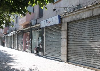 Rama publikon hapat: Ja si duhet të veprojnë bizneset për të marrë leje në e-Albania