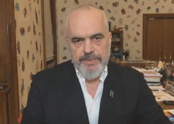 “Ku qethesh ti?” Rama: S’po ju them se pastaj do filloni me ato historitë jo bunkeri, jo Surreli
