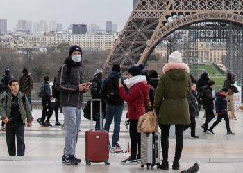 15 viktima nga koronavirusi, Presidenti Macron vendos hapje graduale nga 11 maji