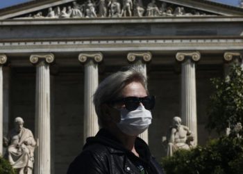 Raste të reja me COVID-19 në Greqi, në total regjistrohen 2576 persona të infektuar dhe 139 kanë humbur jetën