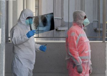 Pas infermierit në Kukës, pozitiv me koronavirus edhe 4 familjarë të tij e një kolege
