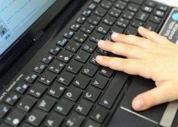 Nga leja për të dalë te bastet online/ Çfarë kërkojnë shqiptarët në internet gjatë ditëve të karantinës