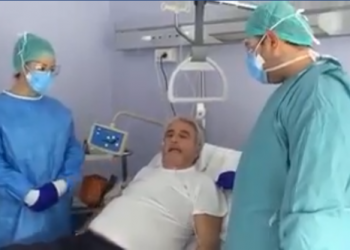 VIDEO nga spitali i Breshias / I infektuari italian, fjalë prekëse për dy infermierët shqiptarë