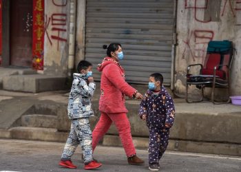 Një valë e dytë infeksioni? Kina raporton 106 raste të reja me koronavirus