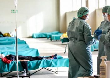 Spanja zgjat deri më 25 Prill kufizimet prej COVID-19