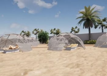 Plazh në kupola bambuje, arkitektët italianë gjejnë zgjidhjen për të marrë rreze në kohë pandemie (Foto)