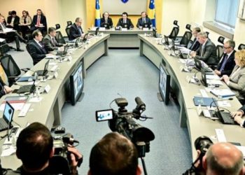 Nga sot hyn në fuqi reciprociteti, Qeveria e Kosovës heq taksën për mallrat serbe