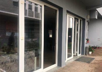 Dibrani thyen rregullat dhe hap lokalin, arrestohet pasi kërcënon edhe punonjësit e policisë