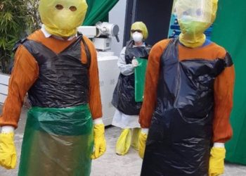 “Nga qepa tek qeset e plehrave”/ Këto janë maskat më të pazakonta në kohën e koronavirusit (FOTO)