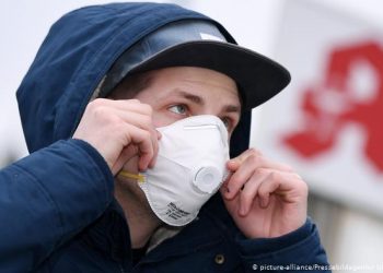 Gjermania me rregul të ri ndaj koronavirusit/ Qytetarët duhet të mbajnë maska kur dalin nga shtëpia